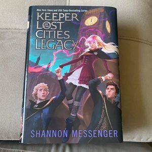 “Keeper of the Lost Cities” series “Legacy”